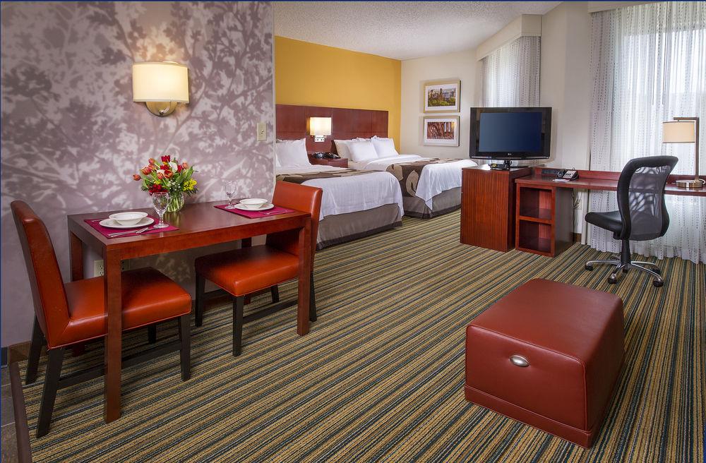 Residence Inn Arlington Pentagon City Exterior foto